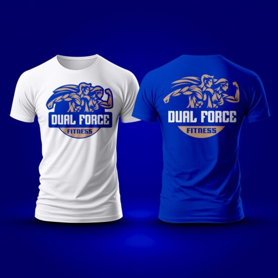Projekt logo DUAL FORCE na białej i niebieskiej koszulce sportowej